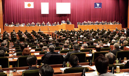 医療機関の経営状況への対応等、直近の課題に関する19の質問に回答　新理事には加納大阪府医師会長を選任