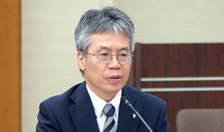 長島常任理事が中医協委員を退任