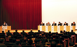 ��2����{���A�a�΍����i��c����^���A�a�΍�ɂ́C���������Ɠ��A�a����Ƃ̘A�g���s���i�ʐ^�j